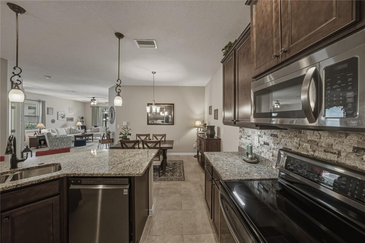 7739 Timberview Loop, Wesley Chapel, FL 33545 Photo