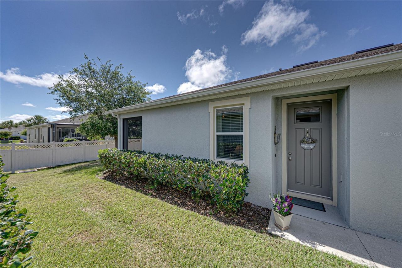 7739 Timberview Loop, Wesley Chapel, FL 33545 Photo