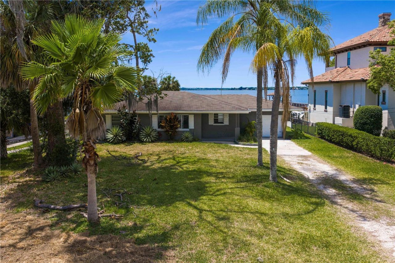 506 Shore Drive E, Oldsmar, FL 34677 Photo