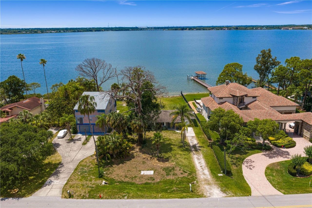 506 Shore Drive E, Oldsmar, FL 34677 Photo