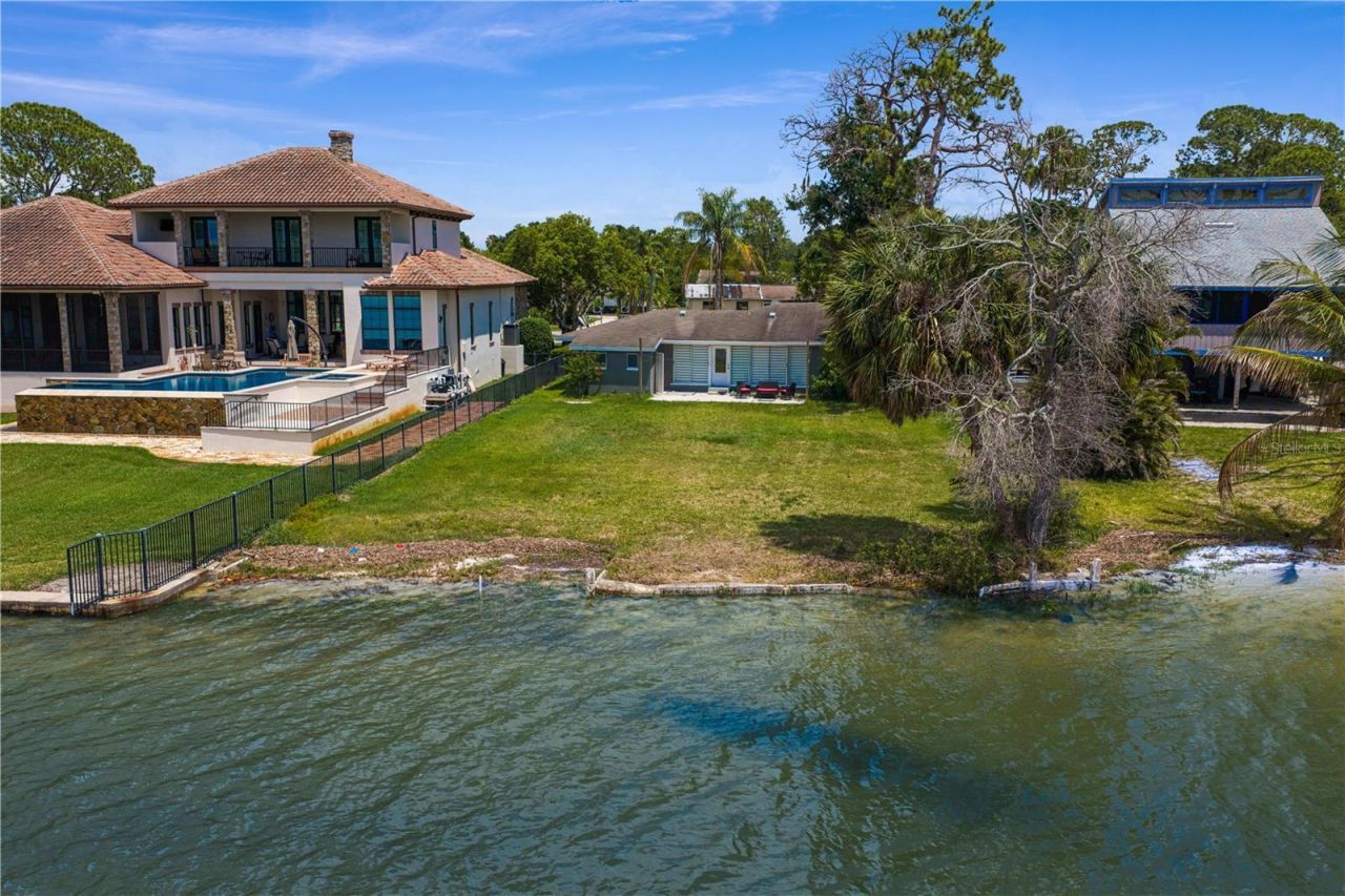 506 Shore Drive E, Oldsmar, FL 34677 Photo