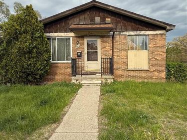 20400 Greenlawn Street , Detroit, MI 48221