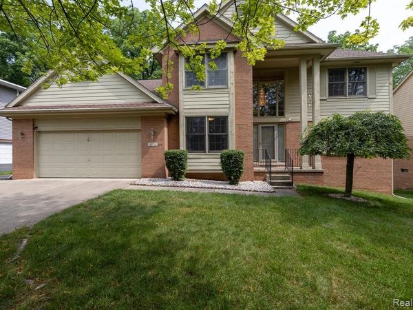 6926 Alden Drive, West Bloomfield Twp, MI 48324