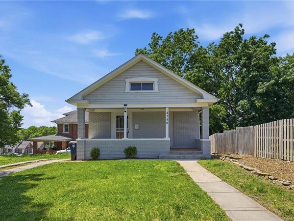 4240 Highland Avenue, Kansas City, MO 64110
