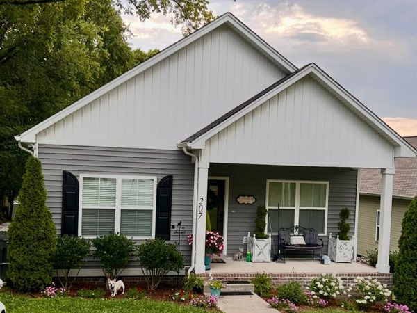 207 Walnut St N, Springfield, TN 37172