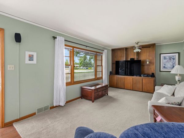 1017 8th Street, West Des Moines, IA 50265