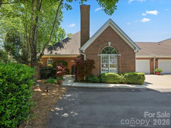 7444 Hurstbourne Green Drive, Charlotte, NC 28277