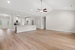 1417 Loop Circle  photo 4