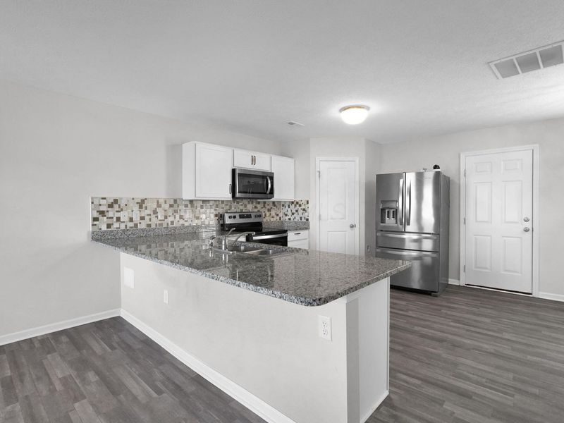 1881 Erika Drive, Springfield, OH 45503 Photo 4