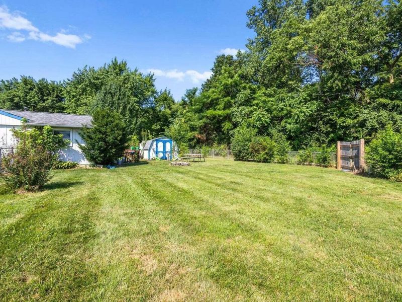 834 Vancouver Drive , Marion, OH 43302 Photo 7