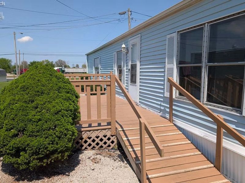 1420 E Main Street, Unit 28, Bellevue, OH 44811 Photo 2