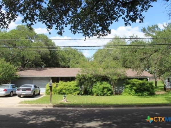 1306 Alamo Street , San Marcos, TX 78666