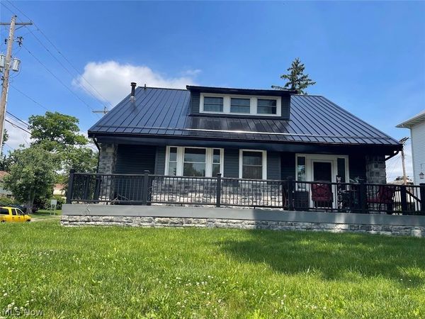 963 Adair Avenue , Zanesville, OH 43701