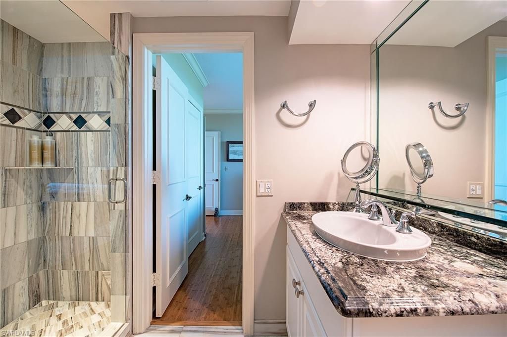 8990 Bay Colony Dr, Unit 403, Naples, FL 34108 Photo