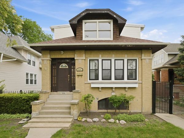5019 N Kostner Avenue , Chicago, IL 60630