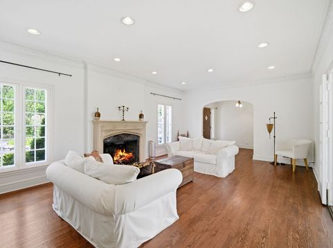 Main Photo