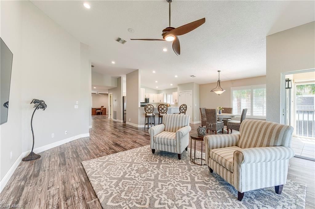 8460 Southbridge Dr , Unit 2, Estero, FL 33967 Photo
