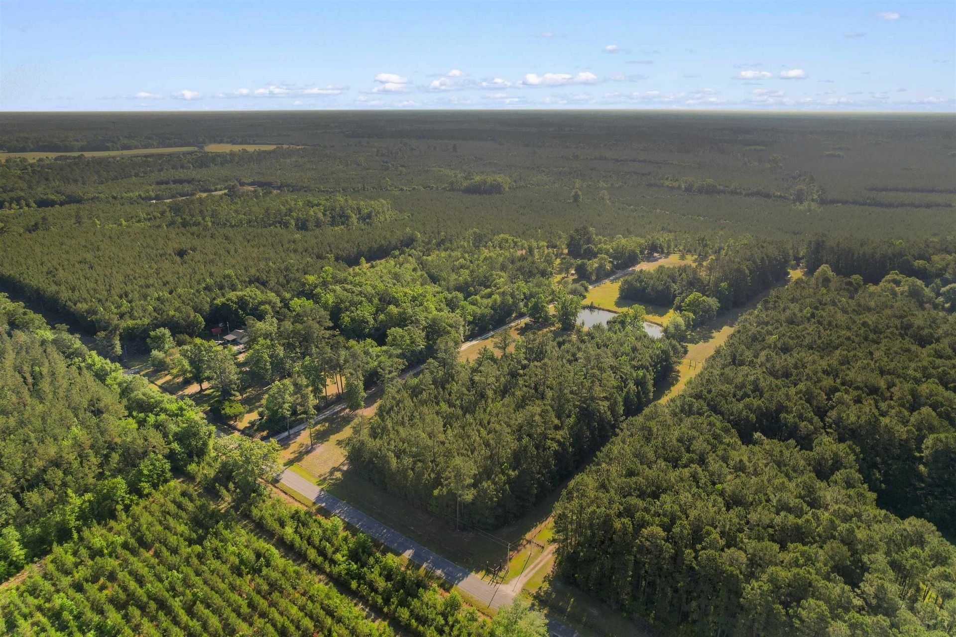 1040 Wee Tee Rd. Photo 12