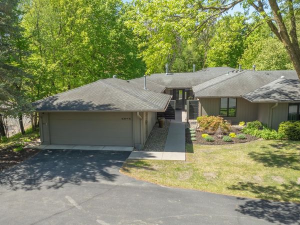 4874 Regents Walk, Excelsior, MN 55331