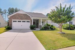 497 Four Seasons Boulevard photo 4