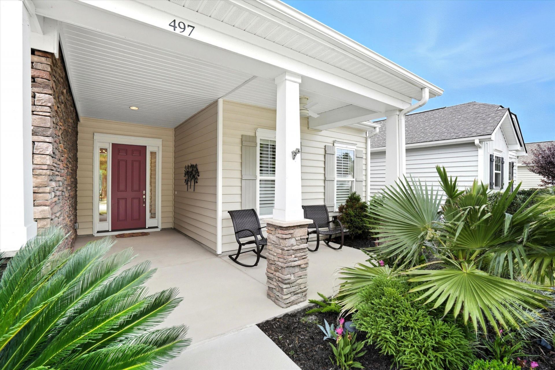 497 Four Seasons Boulevard Photo 4