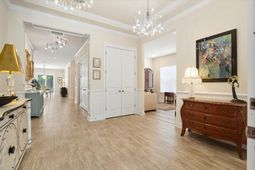 497 Four Seasons Boulevard photo 4