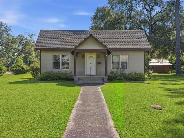 204 S SECOND Street, Ponchatoula, LA 70454