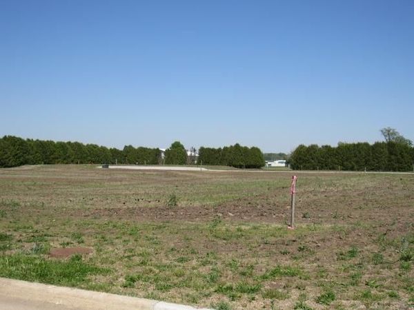 Valley Court , Unit Lot #3, Monticello, IA 52310