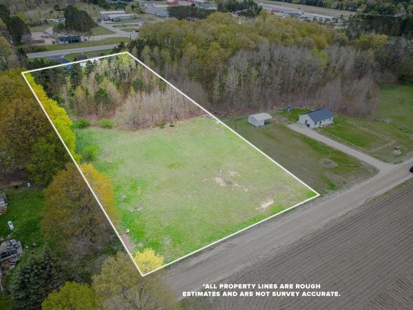 Kuhn Drive, Buckley, MI 49620