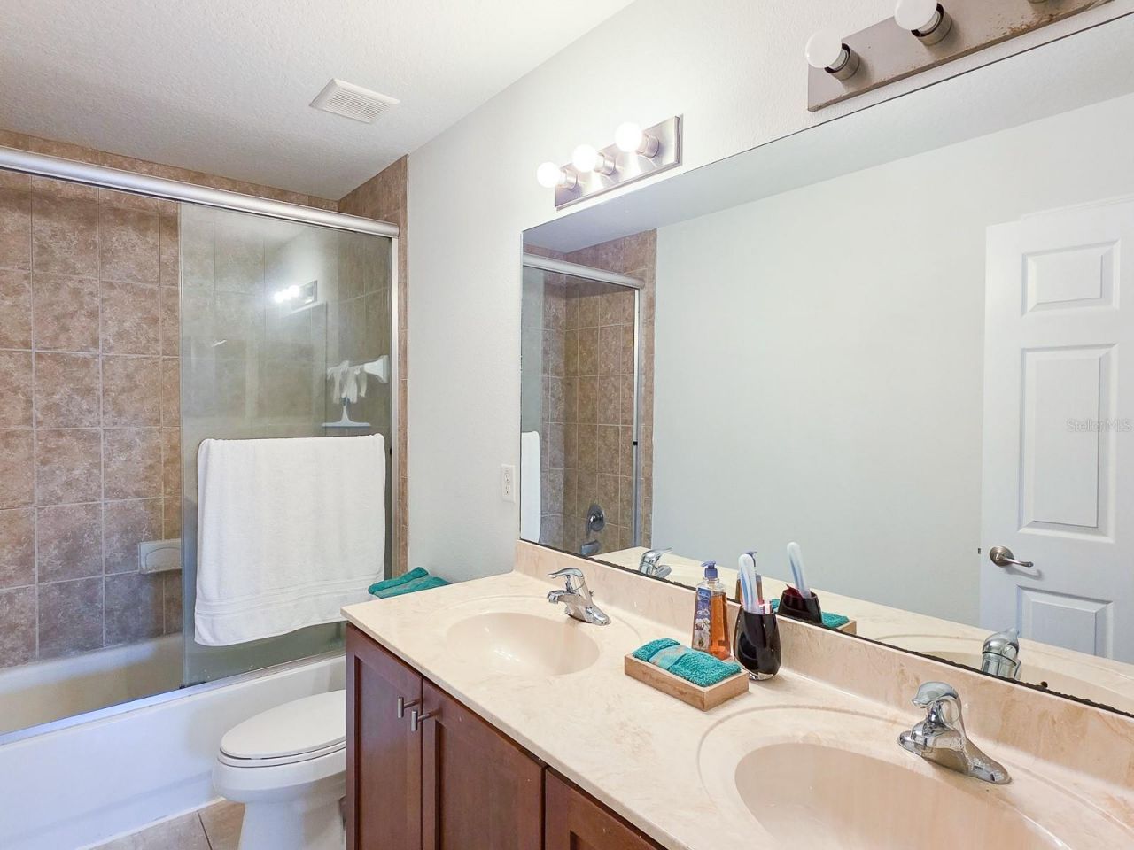 13 River Oaks Way, Palm Coast, FL 32137 Photo