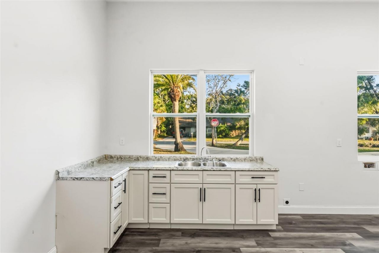 2726 6th Avenue W, Bradenton, FL 34205 Photo