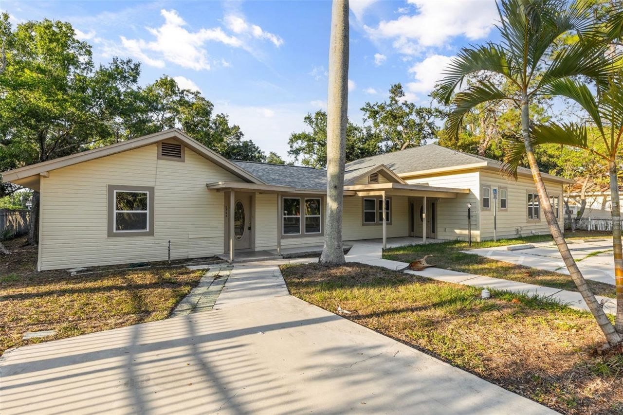 2726 6th Avenue W, Bradenton, FL 34205 Photo