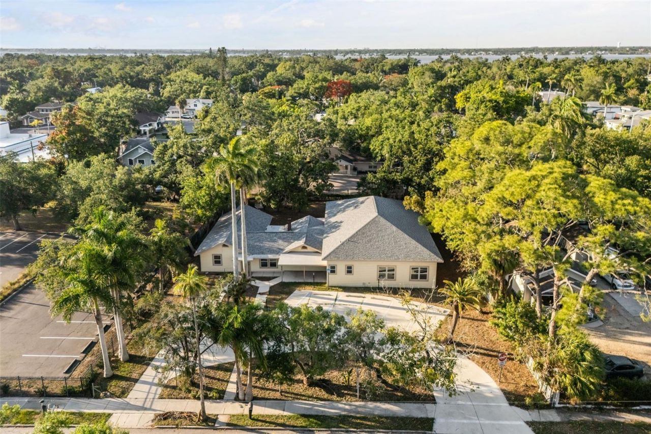 2726 6th Avenue W, Bradenton, FL 34205 Photo