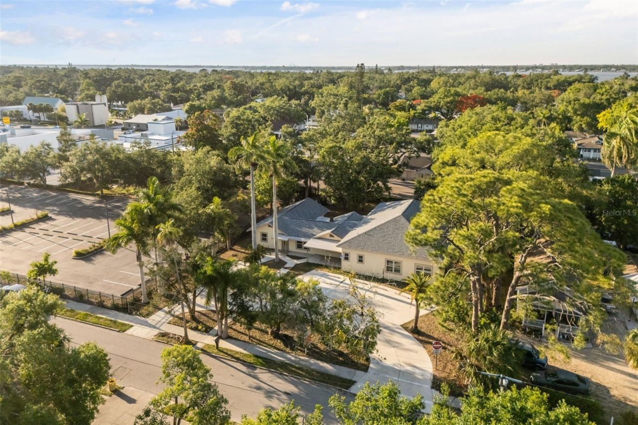 2726 6th Avenue W, Bradenton, FL 34205 Photo
