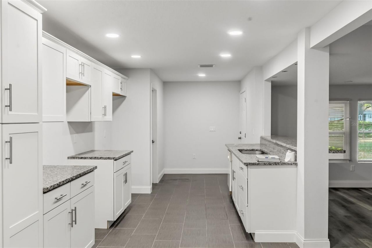 2726 6th Avenue W, Bradenton, FL 34205 Photo
