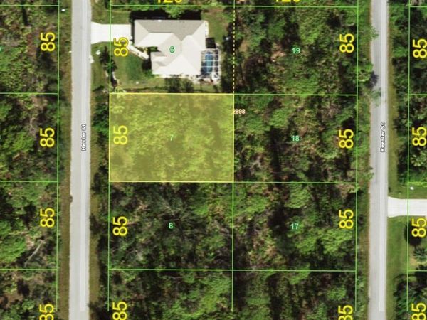 1274 HESTER STREET , PORT CHARLOTTE, FL 33953