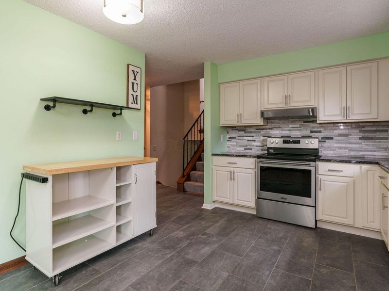 6629 Olivetree Court, Reynoldsburg, OH 43068 Photo 10