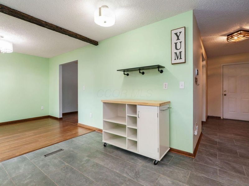 6629 Olivetree Court, Reynoldsburg, OH 43068 Photo 12