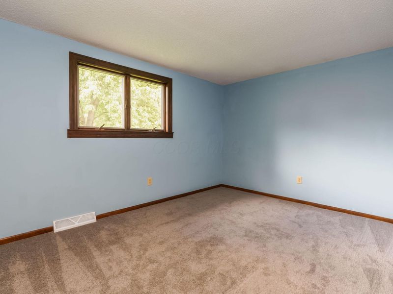 6629 Olivetree Court, Reynoldsburg, OH 43068 Photo 18