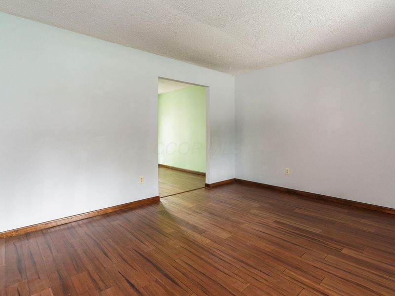 6629 Olivetree Court, Reynoldsburg, OH 43068 Photo 4
