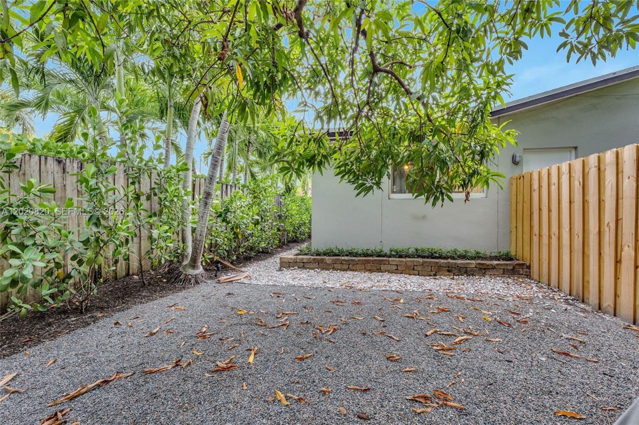 1015 W Las Olas Blvd , Unit 3, Fort Lauderdale, FL 33312 Photo