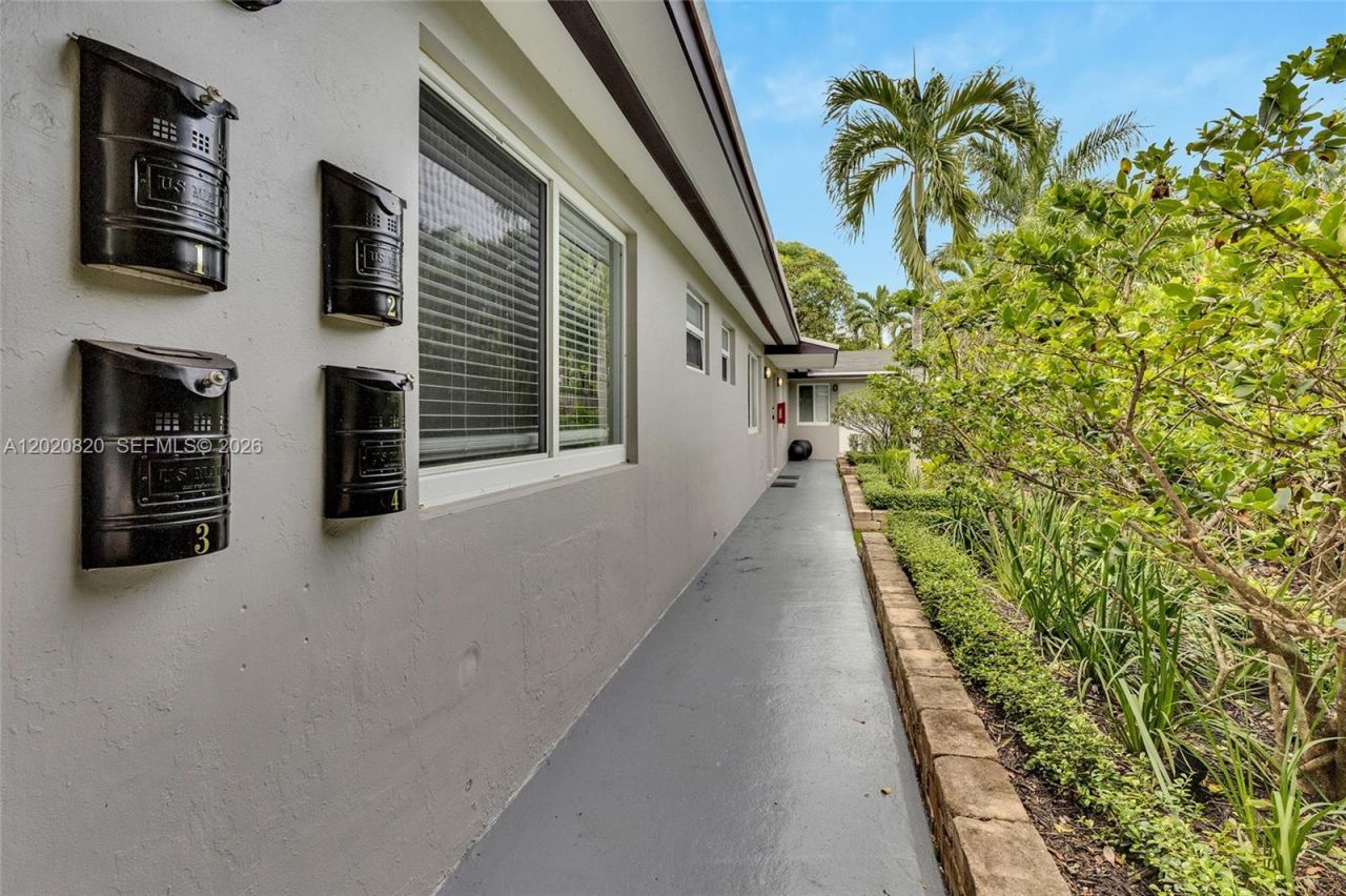 1015 W Las Olas Blvd , Unit 3, Fort Lauderdale, FL 33312 Photo