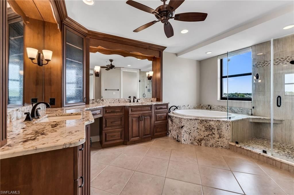 11640 Court Of Palms, Unit 301, Fort Myers, FL 33908 Photo
