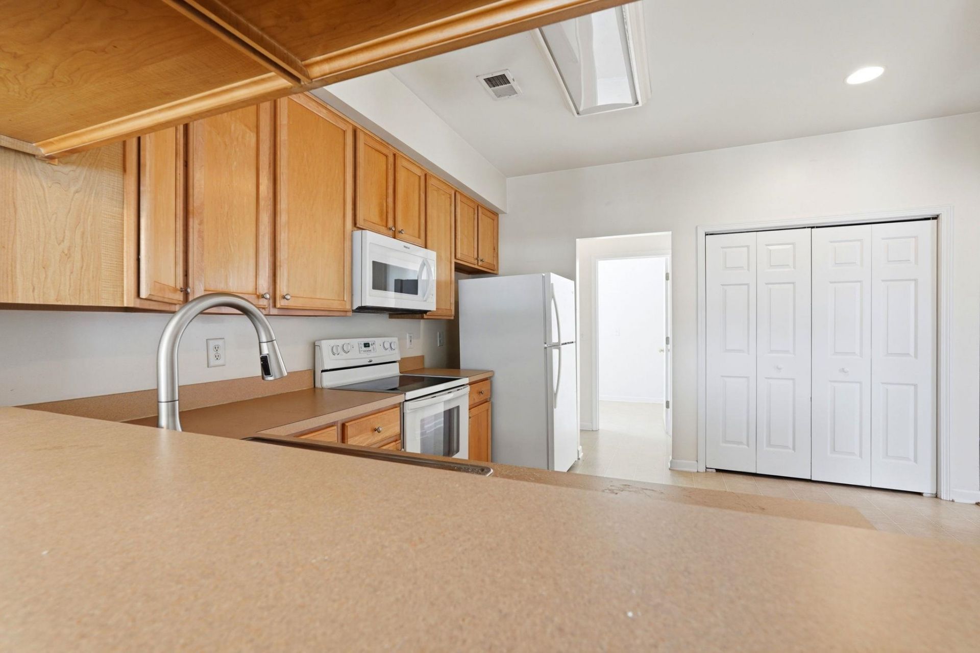 4757 Farm Lake Dr.  Photo 11