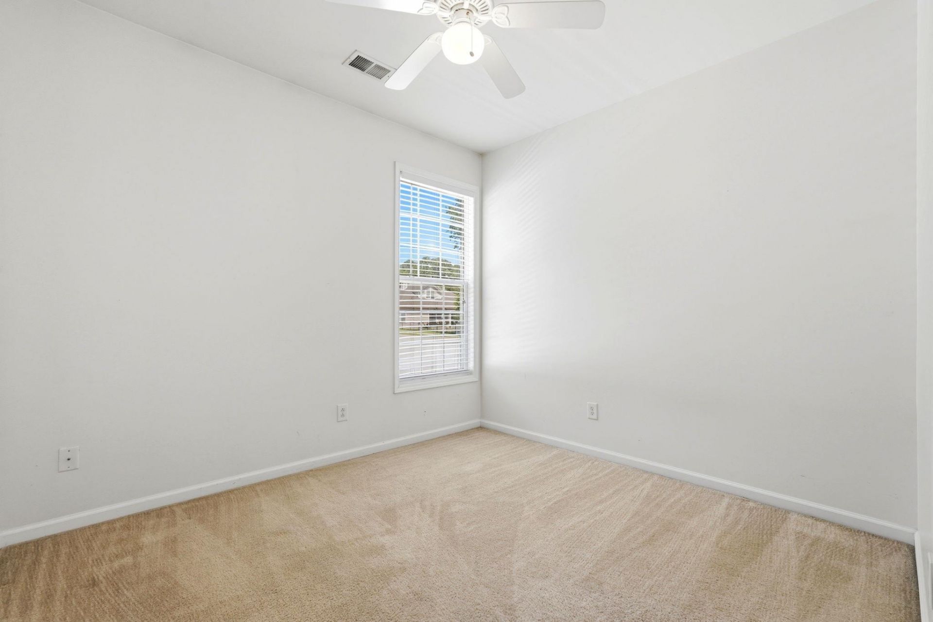 4757 Farm Lake Dr.  Photo 17