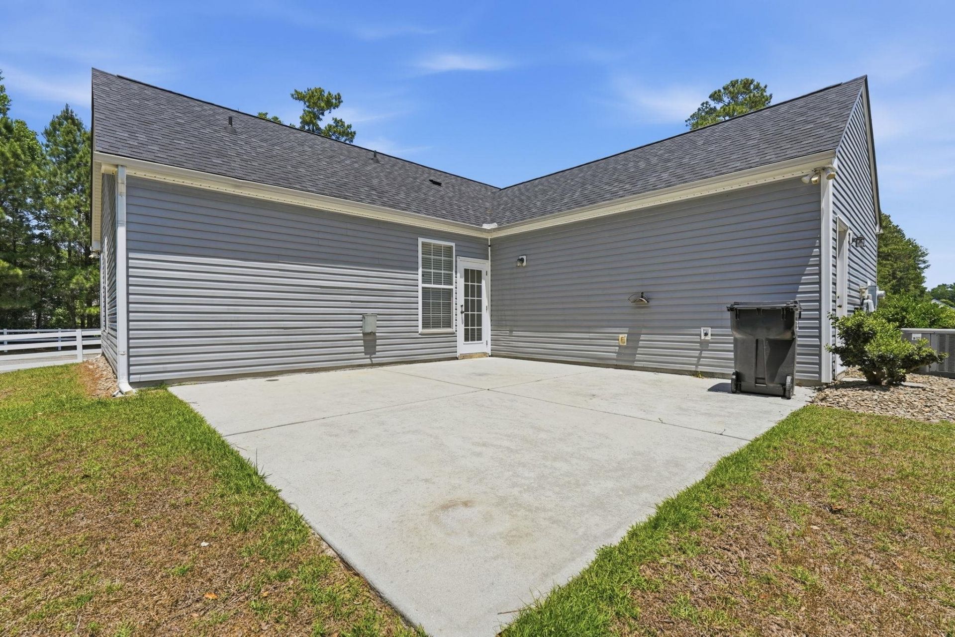4757 Farm Lake Dr.  Photo 24