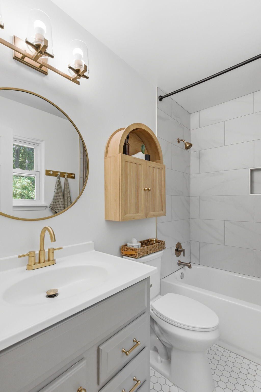 1504 Canton Square Photo 22