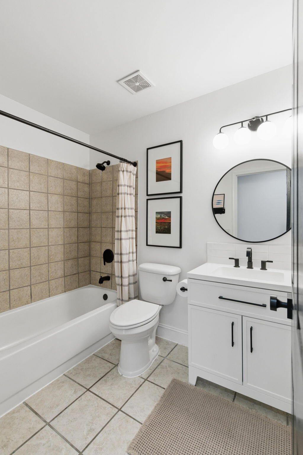 1504 Canton Square Photo 29