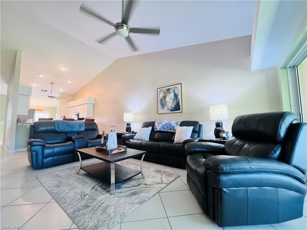8073 Panther Trl , Unit 1404, Naples, FL 34113 Photo
