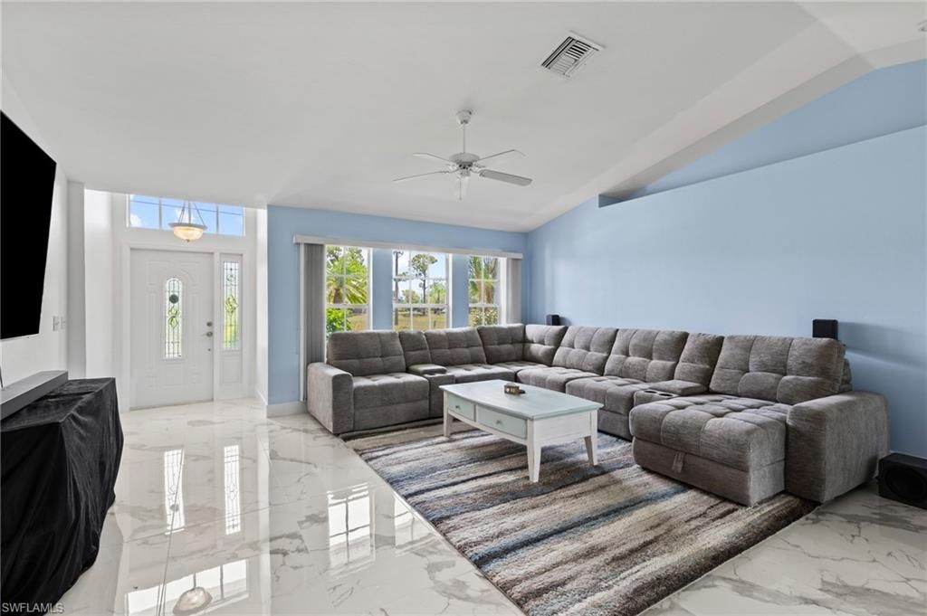 3824 SW 10th Pl , Cape Coral, FL 33914 Photo